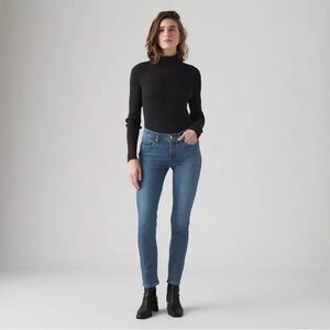 NWT LEVI’s 311 Shaping Skinny Jeans size 27